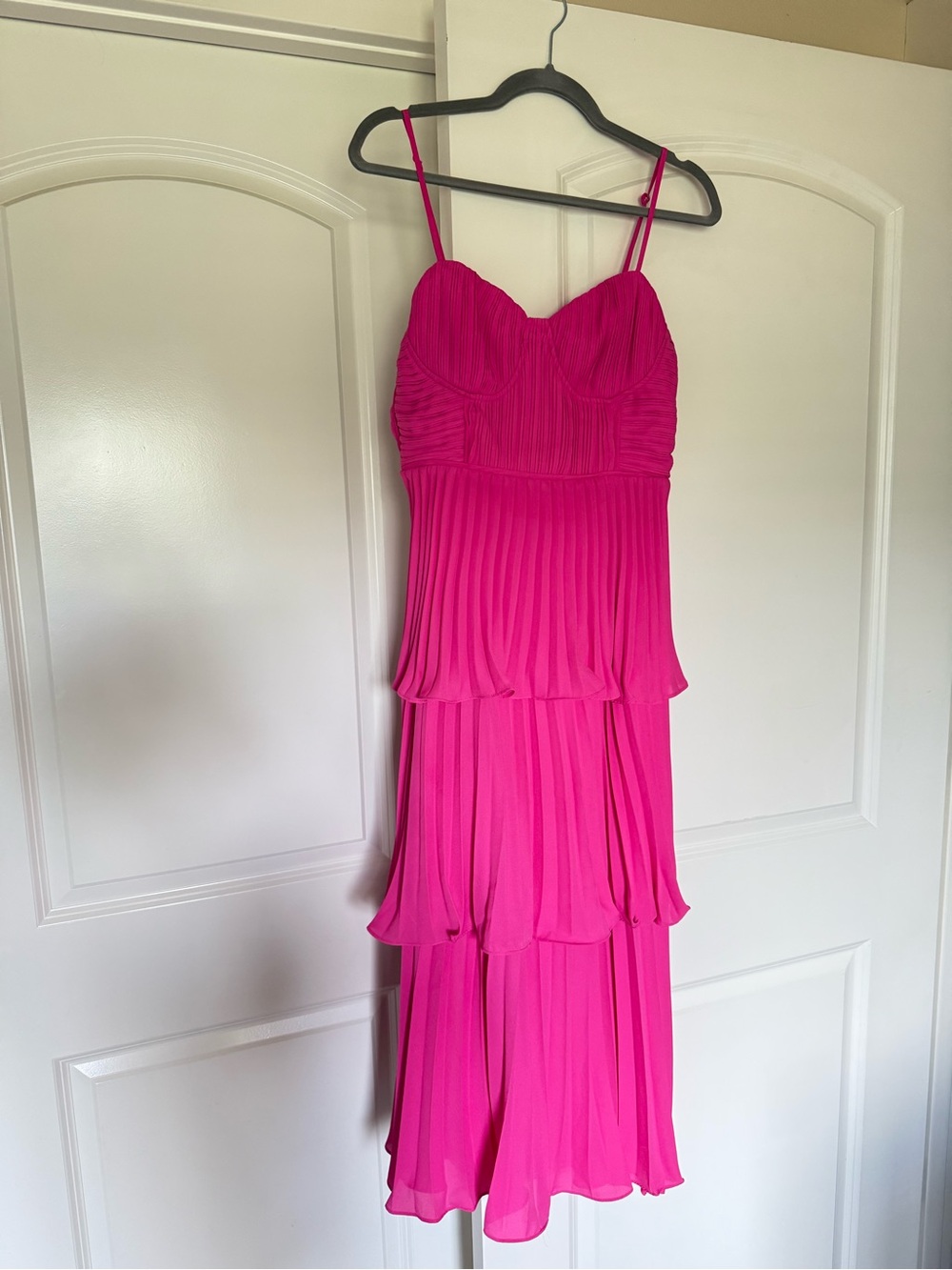 Lulus Tiered Midi Bustier Dress | Size M - Picture 3 of 4